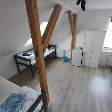 Budzetowy Dom Miedzy 2 Jeziorami Hostel Olsztyn (Warmian-Masurian)